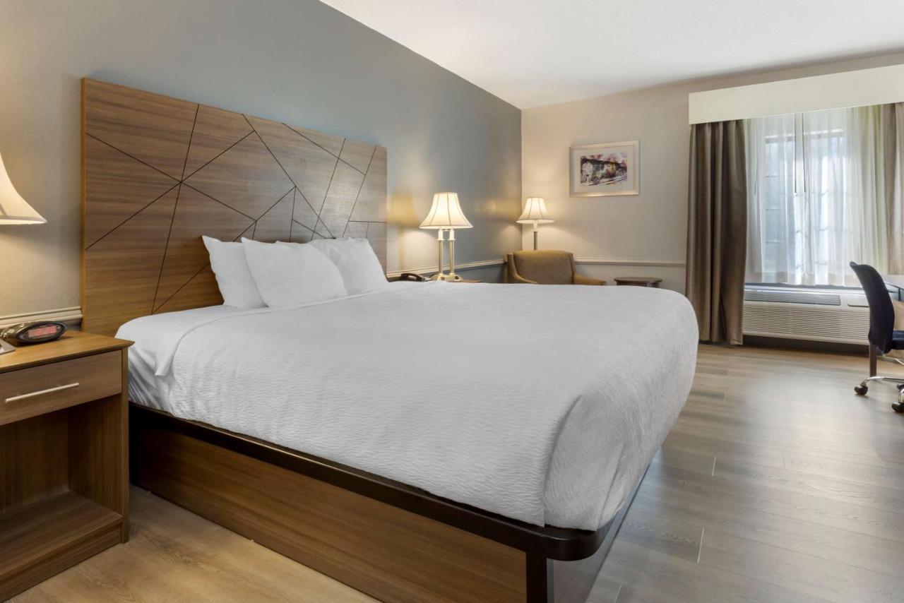 Best Western Plus South Hill Inn Ngoại thất bức ảnh