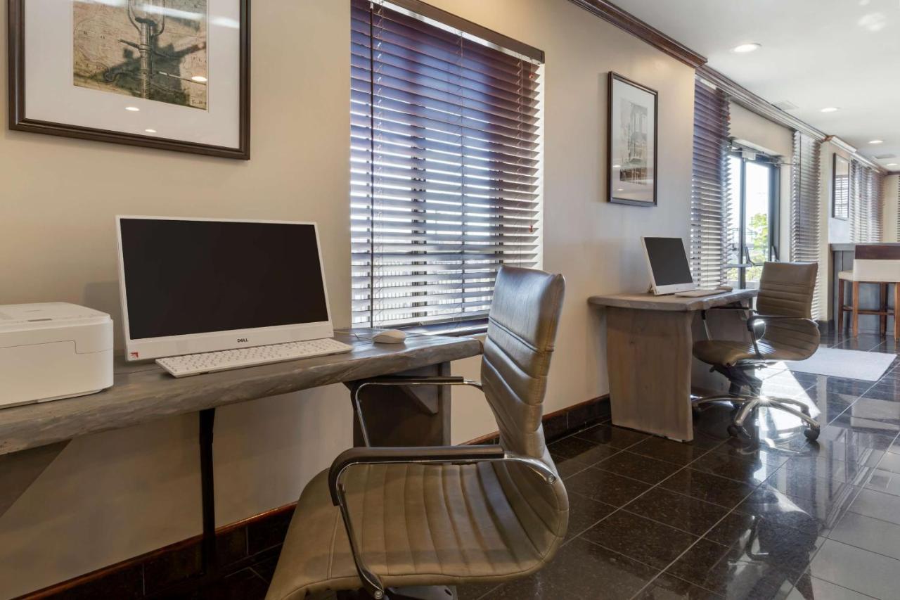 Best Western Plus South Hill Inn Ngoại thất bức ảnh